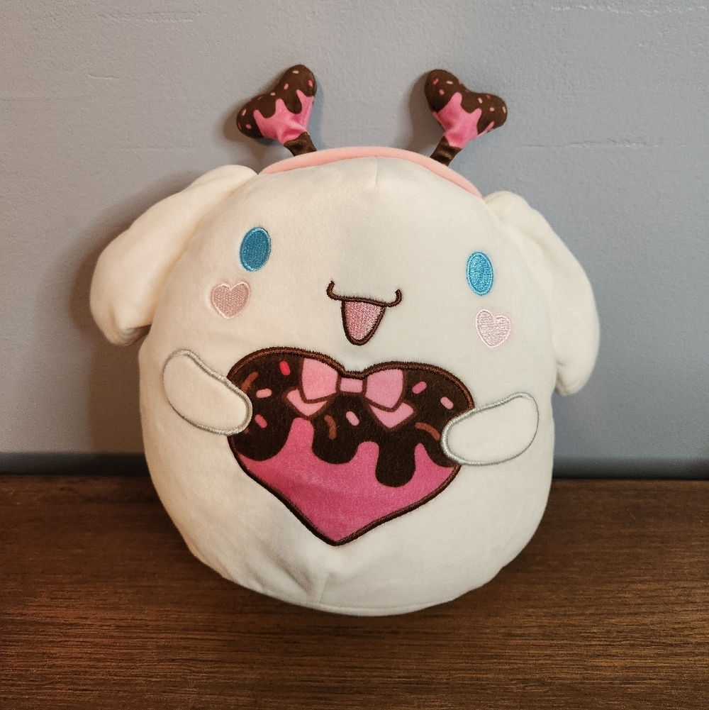 Squishmallow Plush Sanrio Hello Kitty Valentines 2024 Cinnamoroll 8"